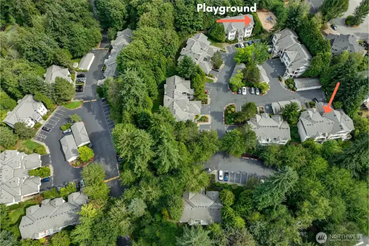 Larger view of the Woodinview community.