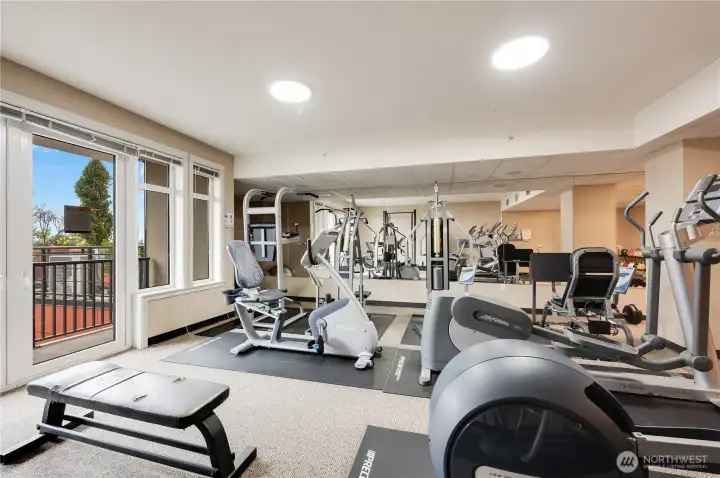 A full gym located on the 6th floor.