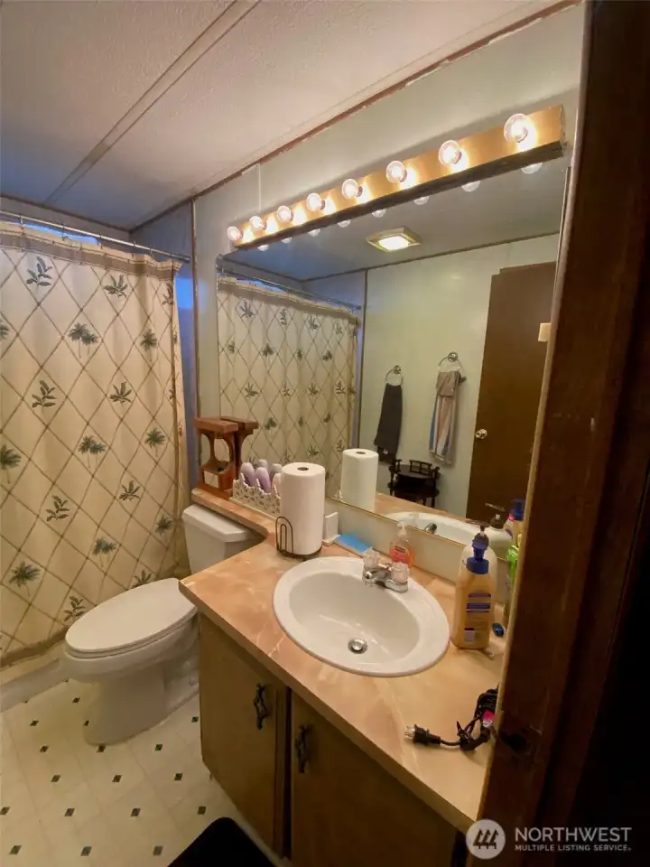 Main bathroom