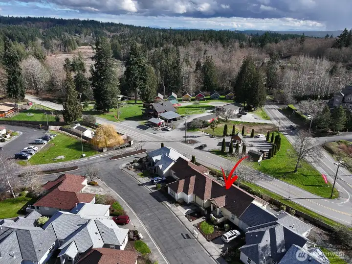 Location of this condo on Compass Blvd.
