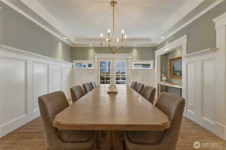 Dining Room --> West side deck