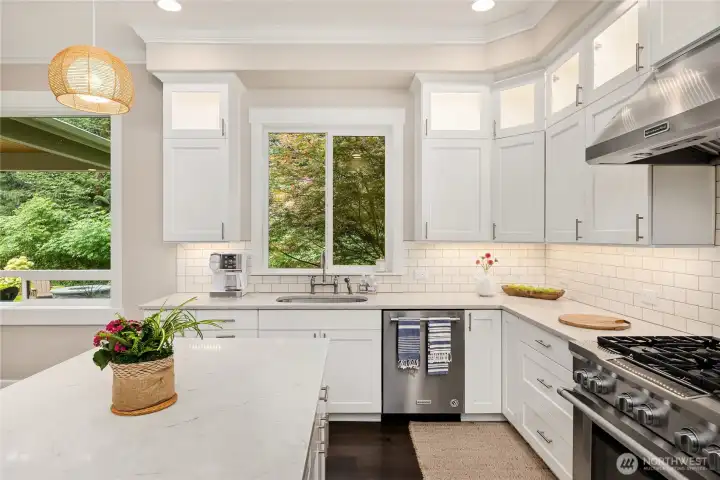 Fabulous counterspace