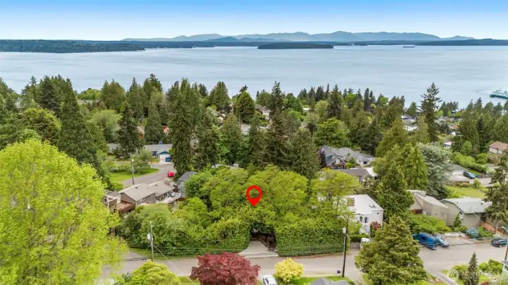 Short distance from the Vashon ferry terminal