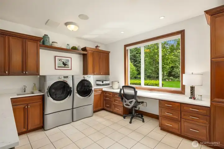 Super sized Utility Room~