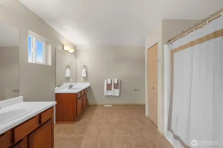 Primary bath
