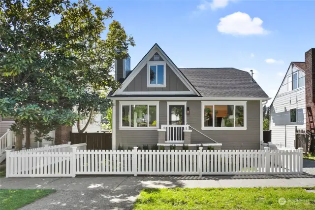 The curb appeal on this craftsman in the heart of Greenlake will welcome you in with it's gated front yard, newly sided exterior with gorgeous color palette and fully fenced rear yard. This is a must see!