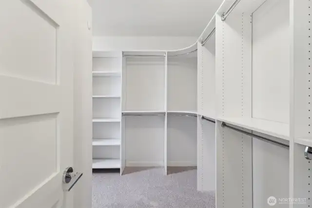 Primary walk in closet