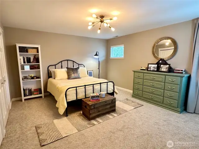 1st primary bedroom with attached full bath