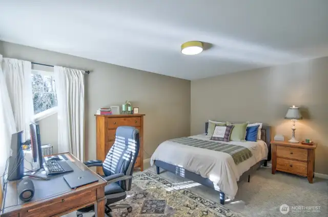 2nd primary bedroom with attached full bath