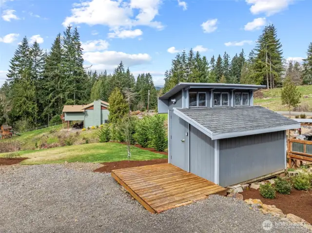 Tool/storage shed