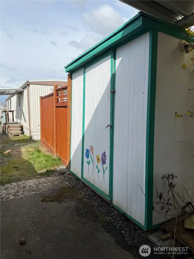 Shed