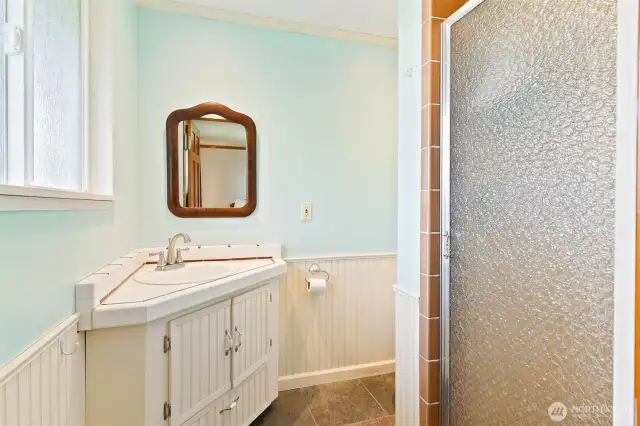 Primary 3/4 bath.