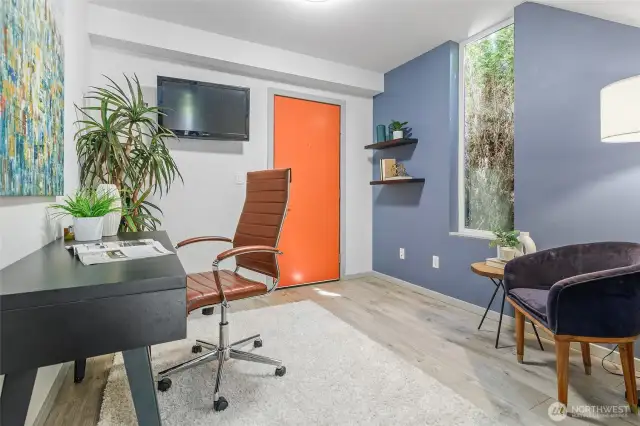 Flex room on the Lower Level -- den, office, bedroom...?