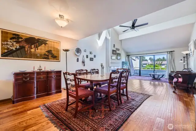 Sunlit and inviting, this modern top-floor home offers tranquility, seclusion, and a perfect blend of comfort, style, and privacy.
