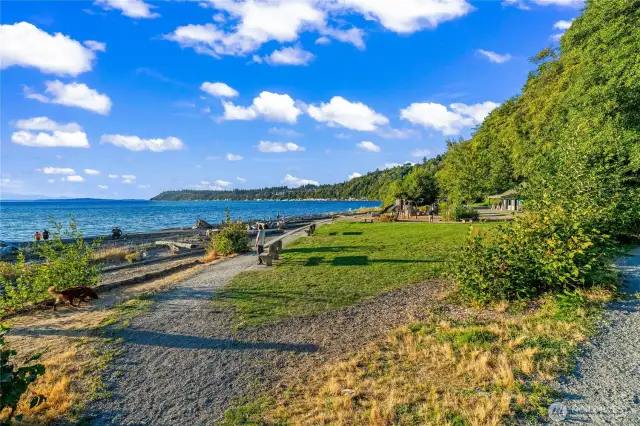 Seahurst Beach Park just a minute down the street!