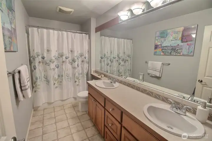Upper Hall Full Bath