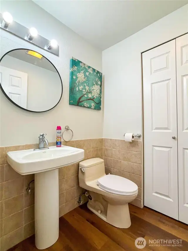 Guest Bathroom
