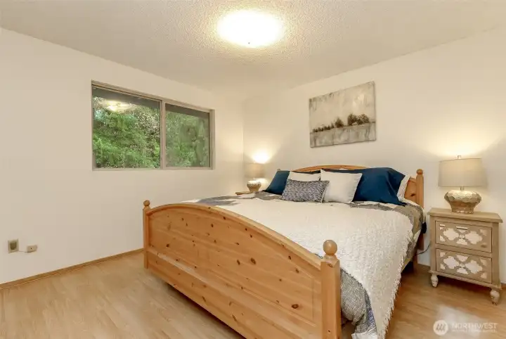 Primary bedroom with on suite bath (This is CA King in the pictures so plenty of space for your bedroom furninshings.