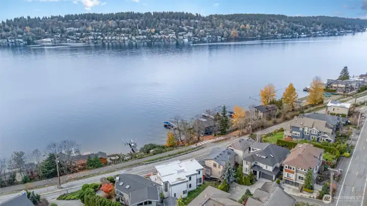 Ideally positioned for effortless living, this home offers quick access to I-405, downtown Bellevue and Seattle, SeaTac Airport, and a variety of local amenities.