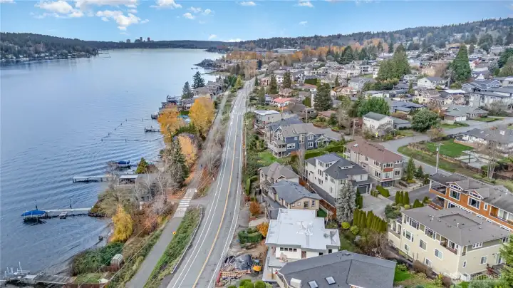 Enjoy close proximity to Kennydale Beach Park, Gene Coulon Park, and the expanding Eastrail—perfect for walking, biking, and outdoor recreation.