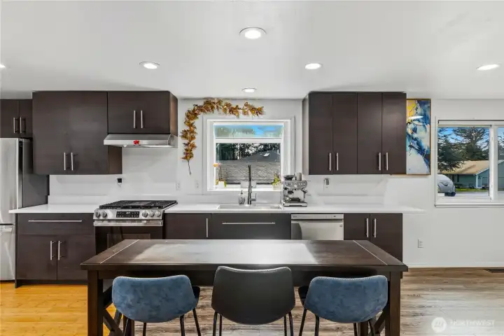 538 NW Ensign Drive - Kitchen