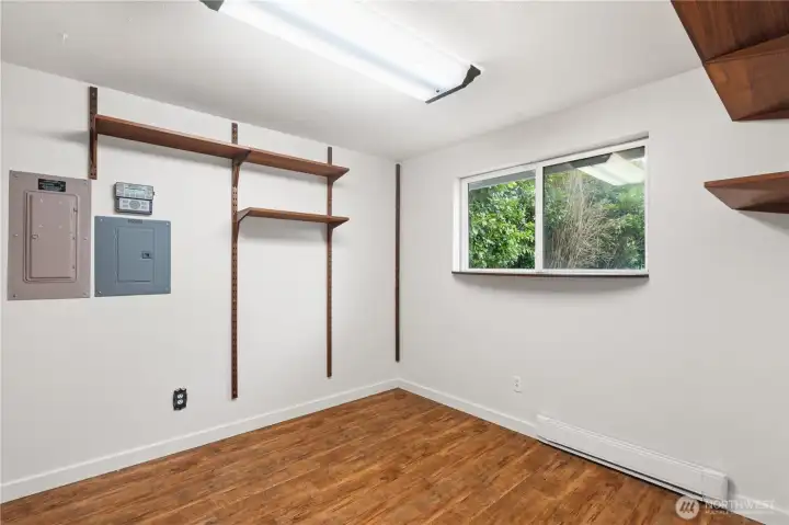 Den/office or 4th bedroom