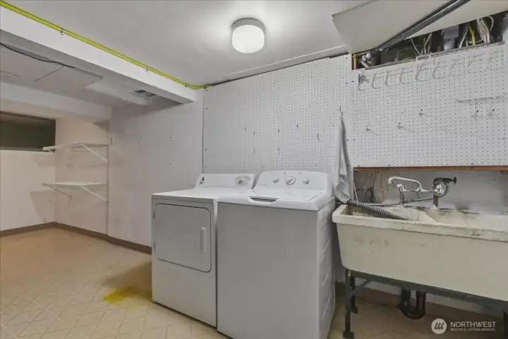Basement laundry/utility room