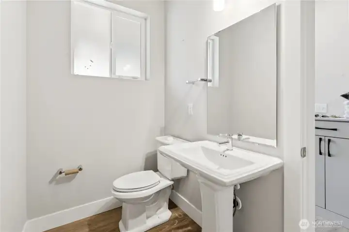 1/2 bathroom