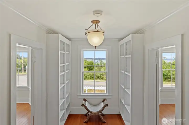 Reading nook with Penn Cove water view