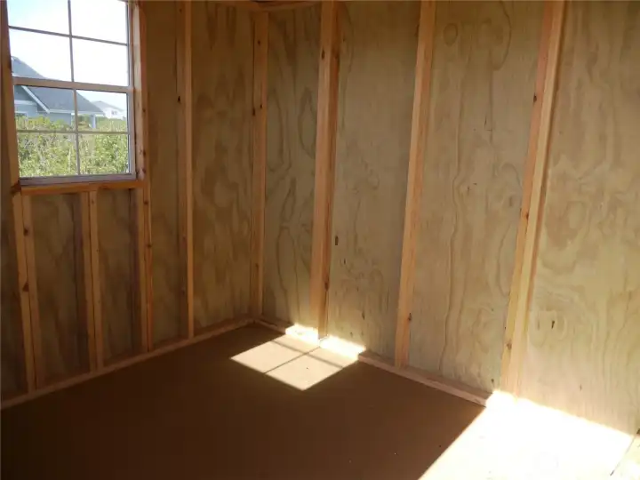 Plenty of space inside the shed.