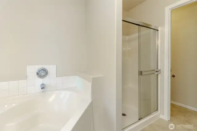 Primary Bathroom-5pc Bath