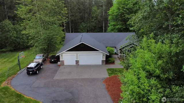 Plenty of parking in both garage and driveway.