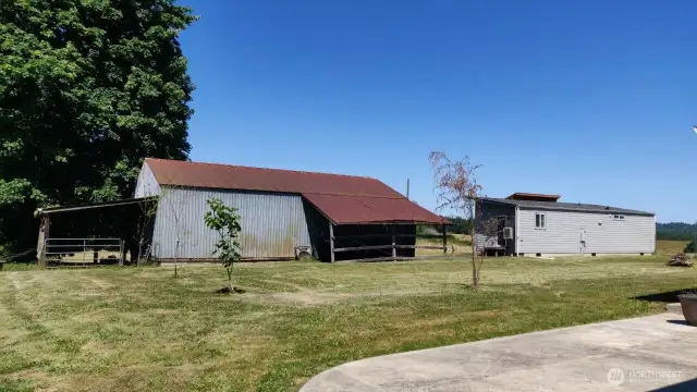 Barn