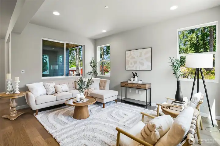 Photographs are for illustrative purposes only. Features, finishes, interior/exterior colors, landscaping and floorplan shown may vary from actual homes built.