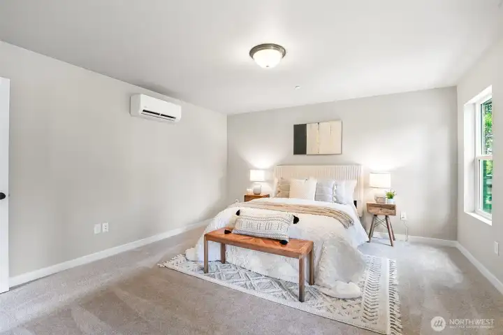 Photographs are for illustrative purposes only. Features, finishes, interior/exterior colors, landscaping and floorplan shown may vary from actual homes built.