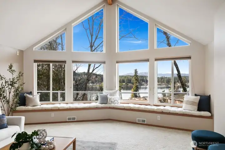 This very generously sized main living area is flooded with natural light and the view that is hypnotic.