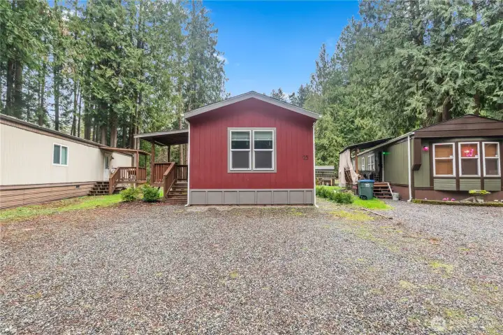 Located in Mt Baker Mobile Home Park with convenient access to Bellingham and Mt Baker recreation areas.