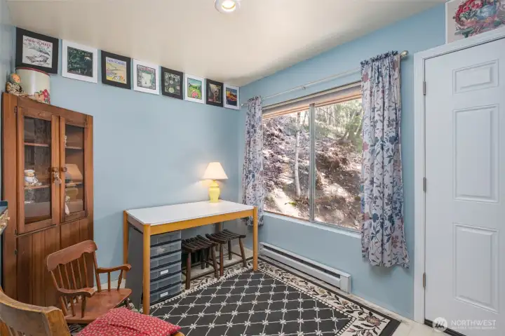 Office/Craft Room