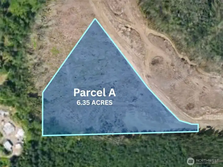 Overhead view with approximate boundary in blue.