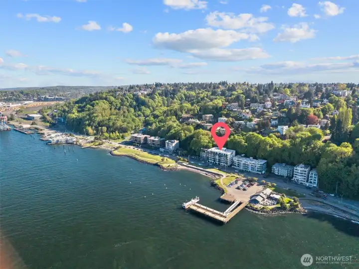 Perfectly positioned along the waterfront, this residence offers immediate access to one of the city’s best biking and strolling trails right across the street. You’ll also enjoy the convenience of nearby favorites like Marination, along with the water taxi dock just steps away - making it easy to explore the city or simply enjoy the vibrant waterfront lifestyle.