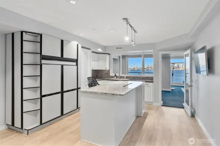 This versatile hobby room - with a stunning view of downtown Seattle and the Sound - can be used for a multitude of purposes.