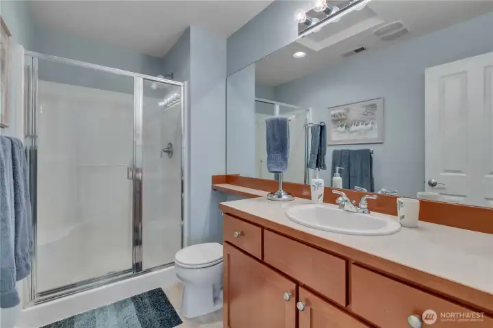 Upstairs Full Bath Upstairs Full Bath