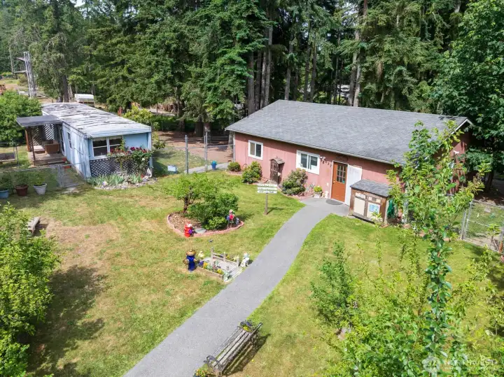 2nd Home is a vintage 1967 singlewide. The conditional use business is a Dog Boarding, Training and Grooming Business in this Building. 2nd Home is a vintage 1967 singlewide. The conditional use business is a Dog Boarding, Training and Grooming Business in this Building.