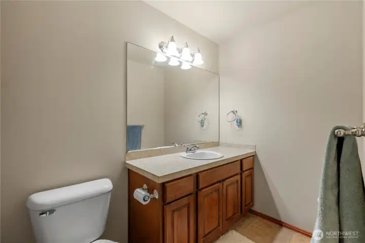 Hall bath upstairs.