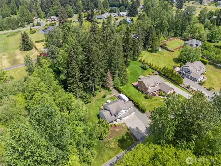A gorgeous neighborhood and great neighbors besides. All with no HOA controls or dues.