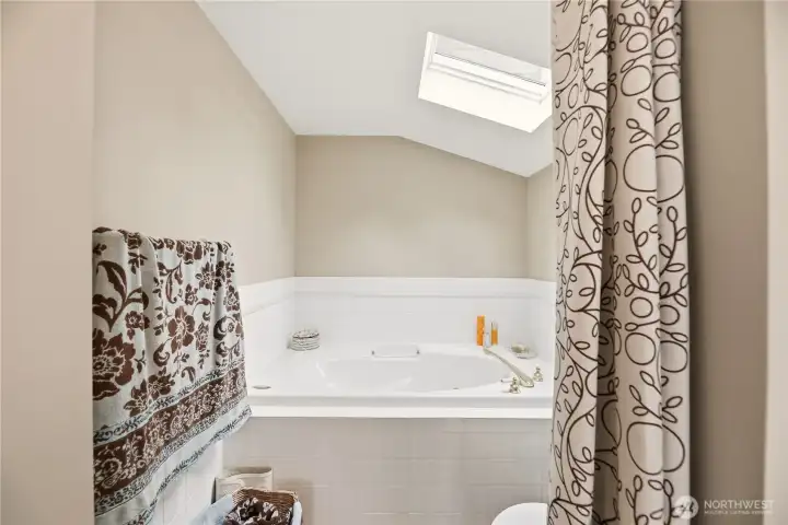 Primarys Bathtub