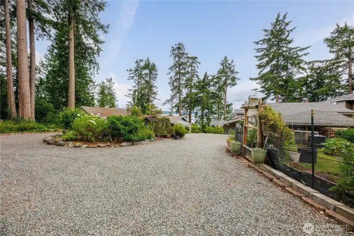 Enough parking space for all of your parties.