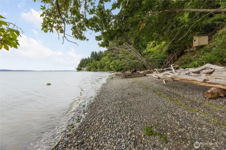 Walk to Kayak Point Park in 15 mins from your private stairs to the beach.
