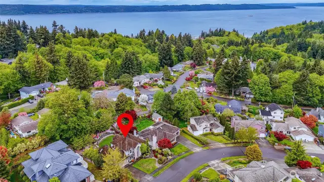 Overhead view of this neat and tidy property.