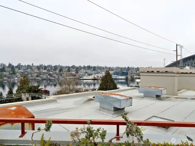 Roof top deck